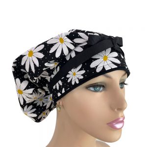 Bouffant Medical Cap - Black & White Daisies