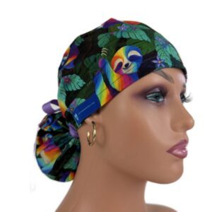 Ponytail Medical Scrub Cap – Rainbow Sloths